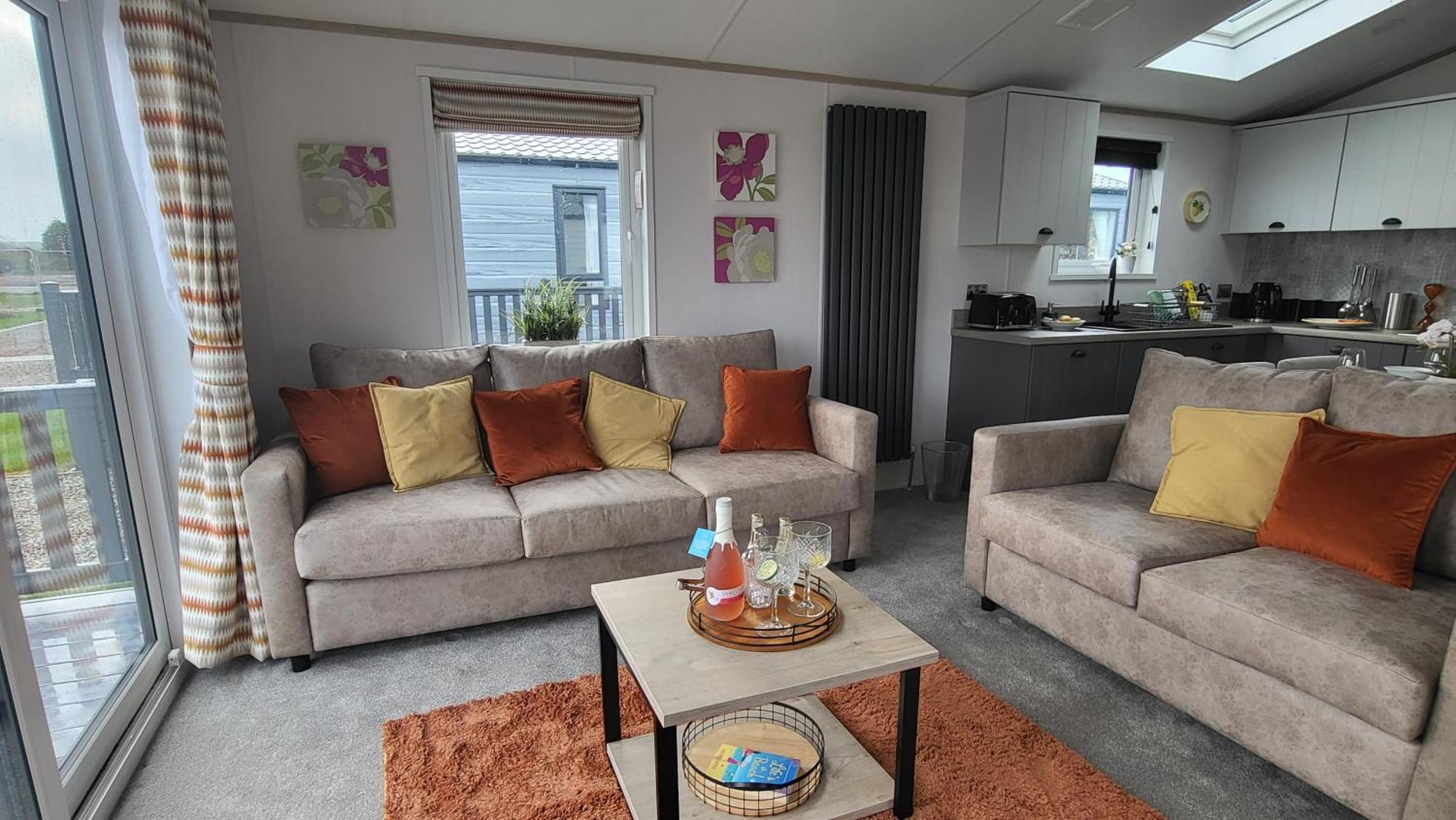 Honeycomb Lodge - Holiday Home 5 Min From Padstow Exterior foto