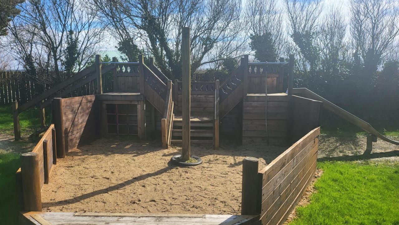 Honeycomb Lodge - Holiday Home 5 Min From Padstow Exterior foto